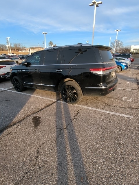 2023 Lincoln Navigator Reserve's photo