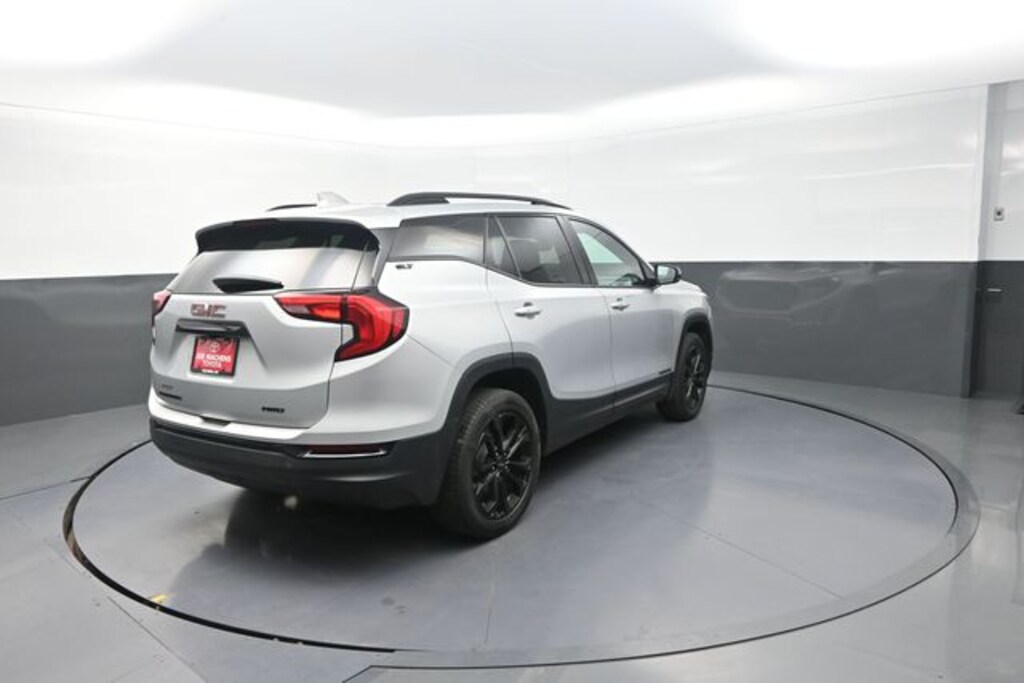 Used 2021 GMC Terrain SLT SUV