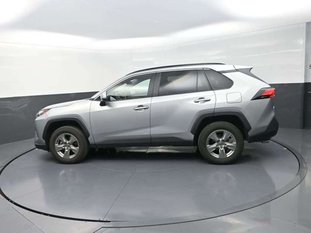 Used 2025 Toyota RAV4 XLE SUV