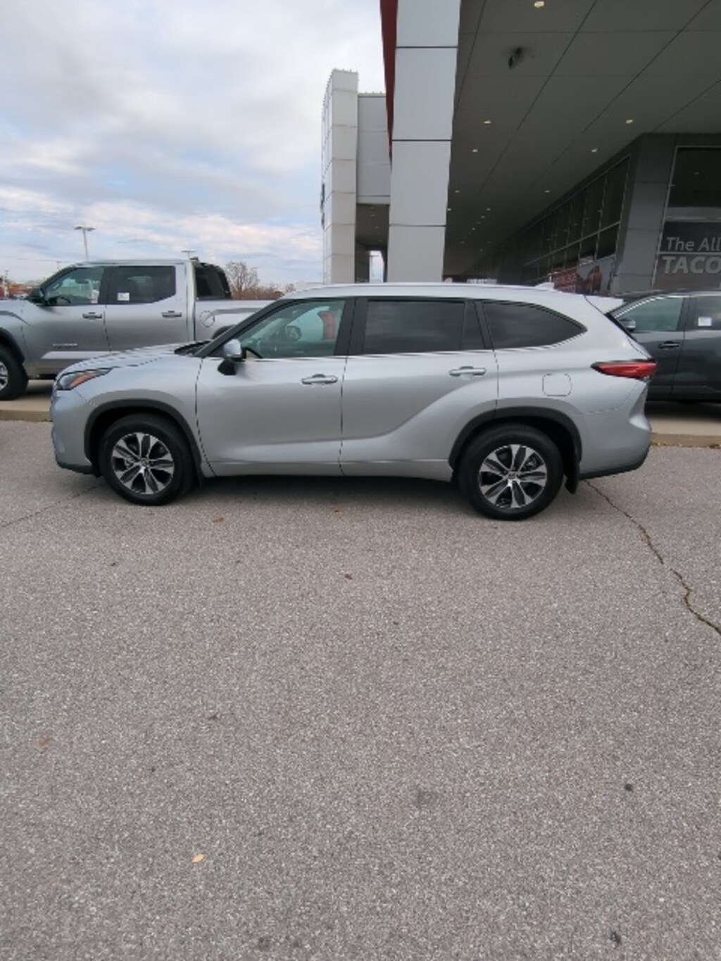 Certified 2023 Toyota Highlander XLE SUV