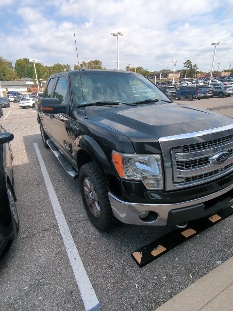 2013 Ford F-150 XLT photo 4