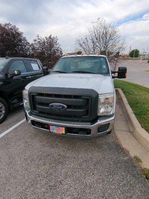 2016 Ford F-350 XL photo 4