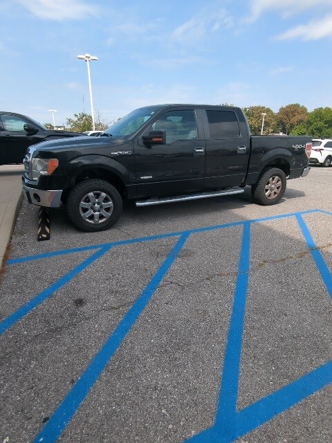 2013 Ford F-150 XLT photo 3