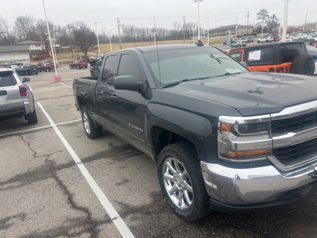 Used 2018 Chevrolet Silverado 1500 LT Truck
