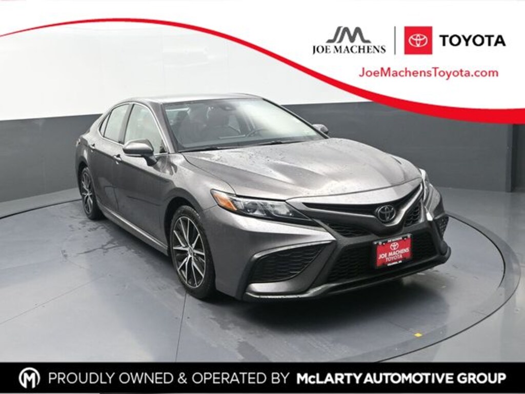 Used 2024 Toyota Camry SE Sedan