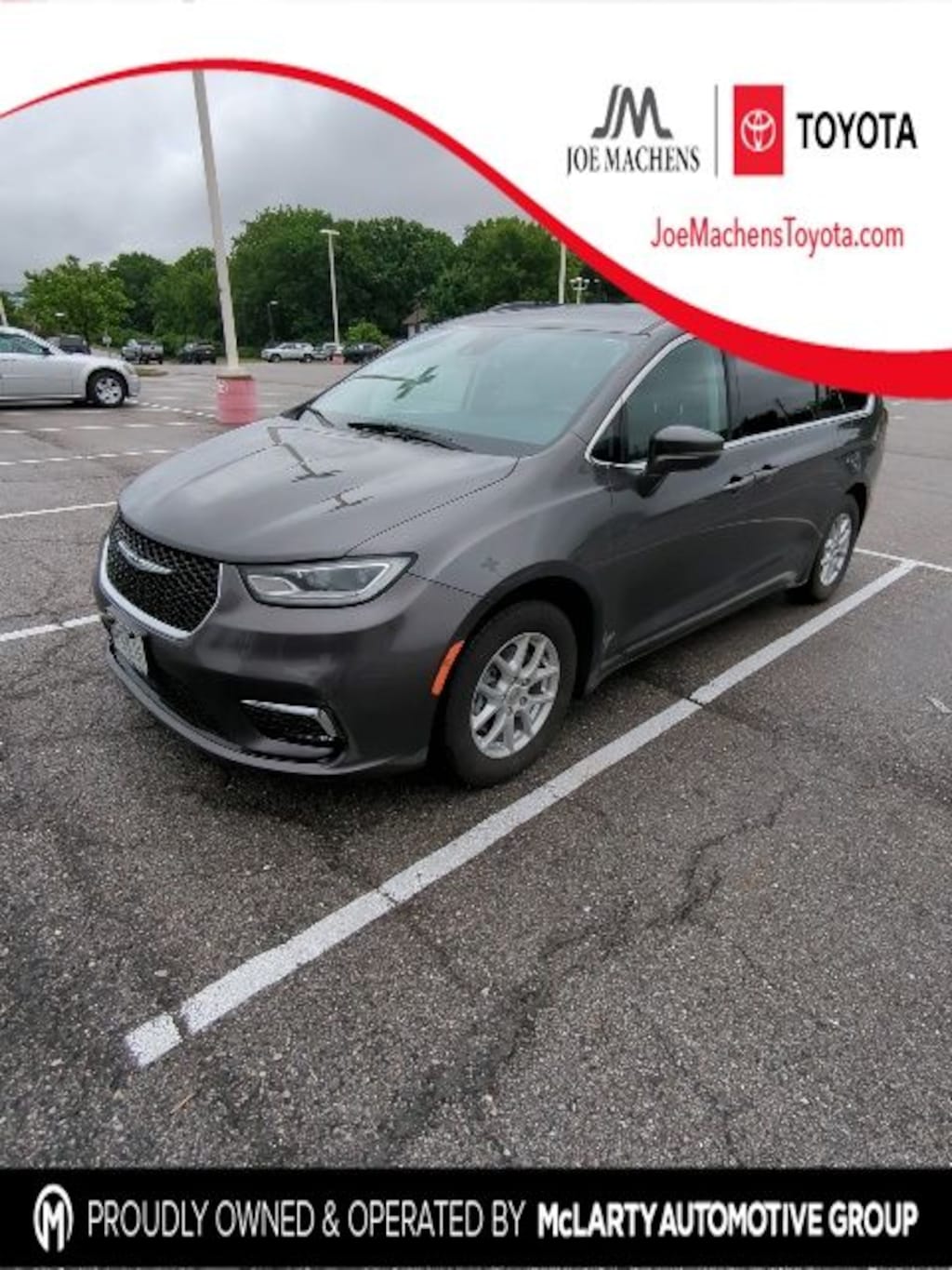 Used 2022 Chrysler Pacifica Touring L Minivan/Van