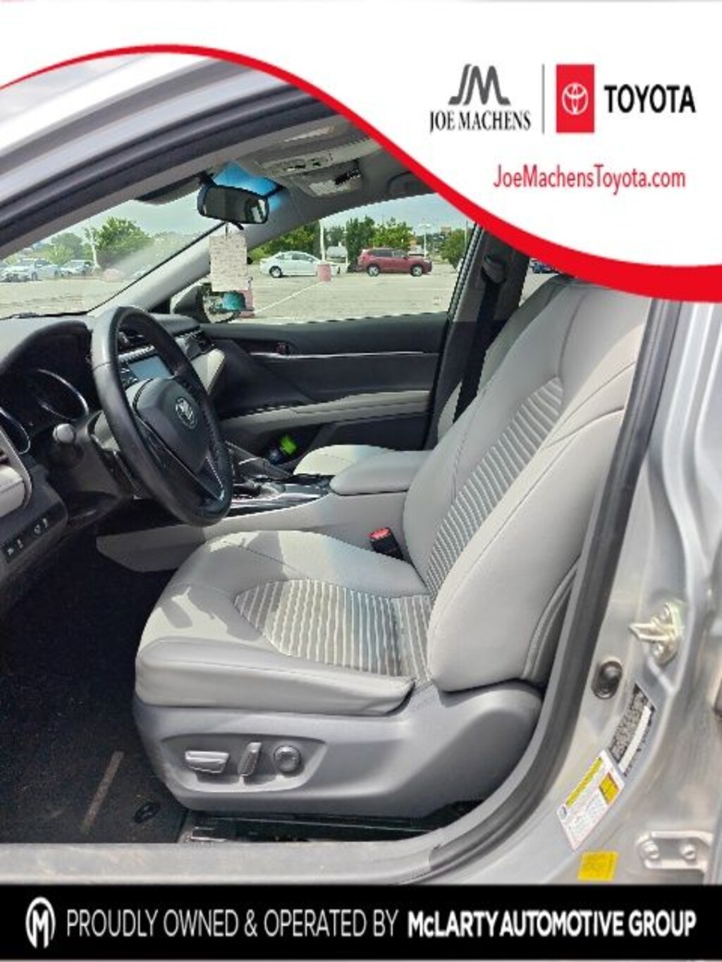 Used 2019 Toyota Camry SE Sedan