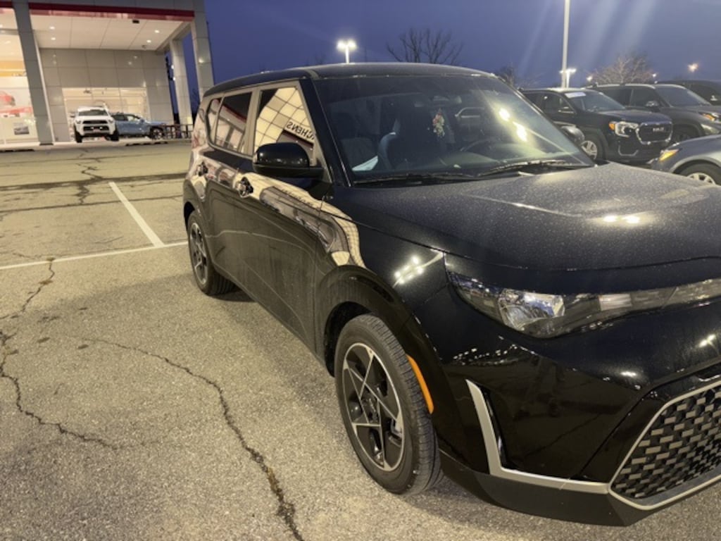 Used 2025 Kia Soul EX Hatchback