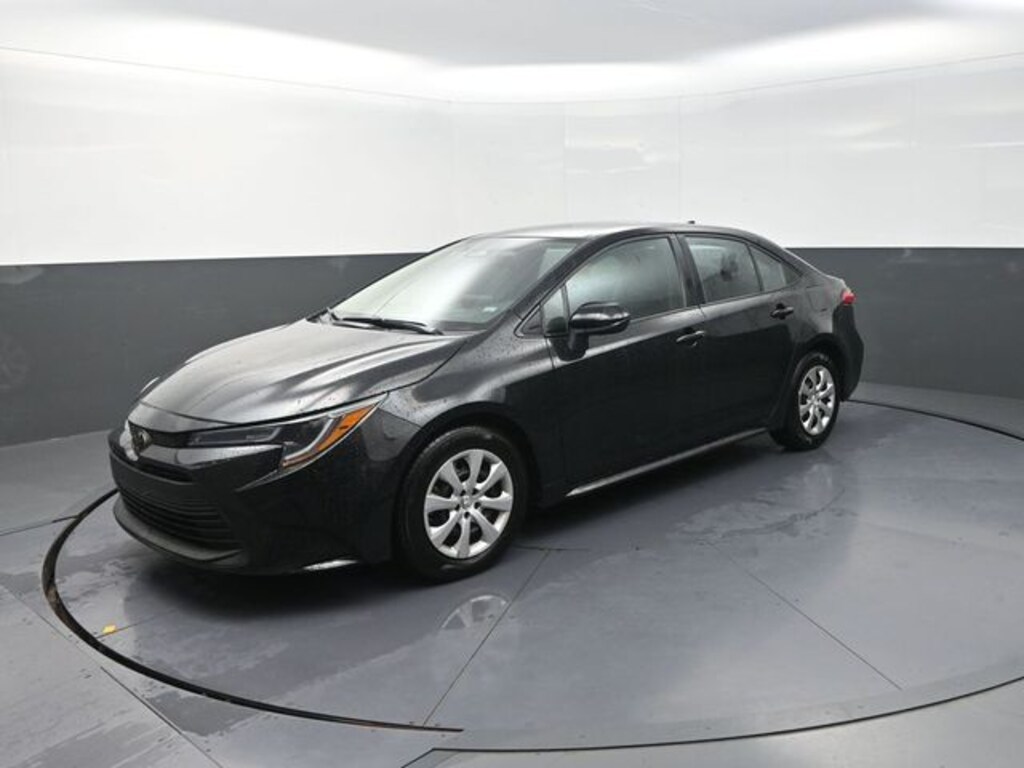 Used 2024 Toyota Corolla LE Sedan