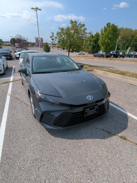 2025 Toyota Camry LE photo 2