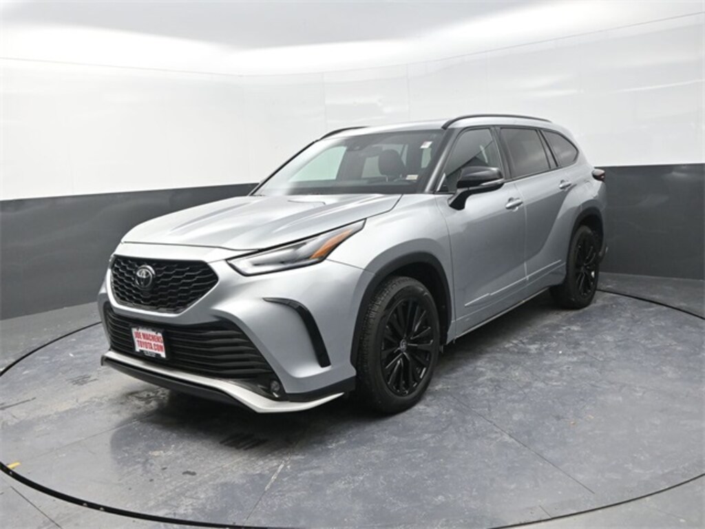 Used 2024 Toyota Highlander XSE SUV