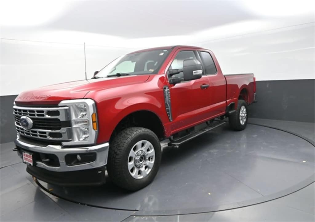 Used 2024 Ford F-250SD XLT Truck