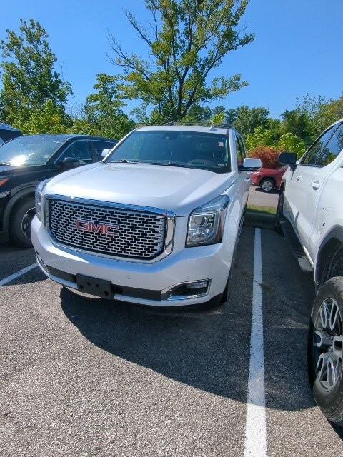 2016 Gmc Yukon Denali photo 4
