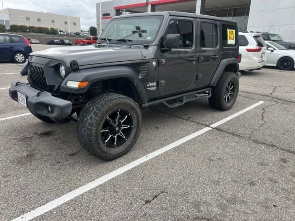 Used 2018 Jeep Wrangler Unlimited Sport SUV