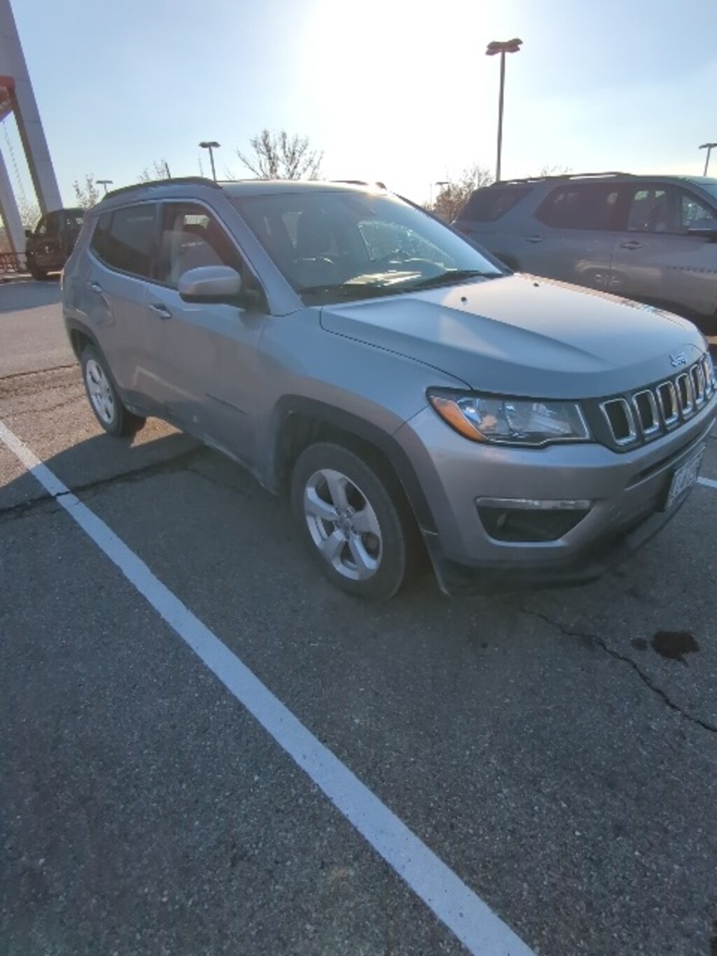 Used 2018 Jeep Compass Latitude SUV