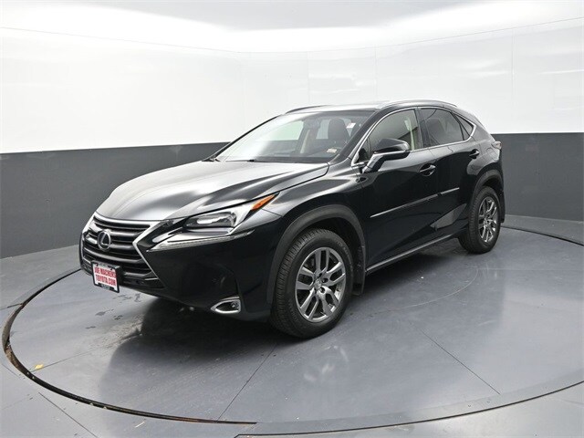 2015 Lexus NX 200t Luxury photo 3