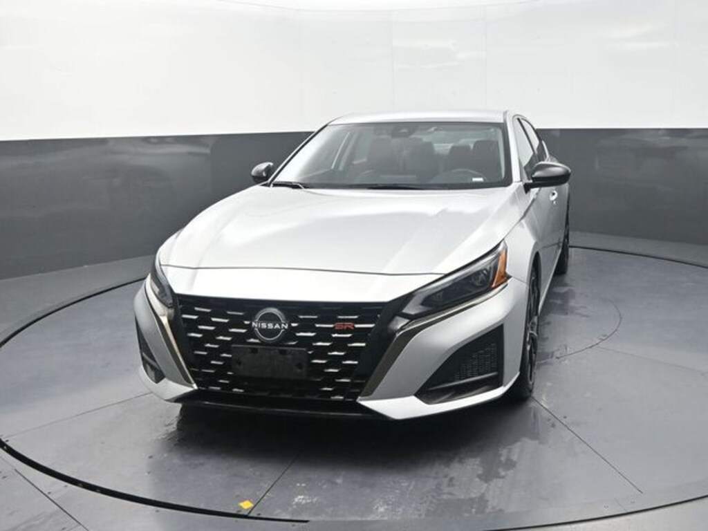 Used 2024 Nissan Altima 2.5 SR Sedan