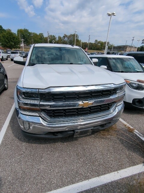 2016 Chevrolet Silverado 1500 LT1 photo 2