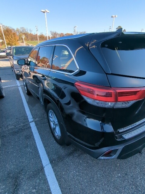 2018 Toyota Highlander Limited photo 2