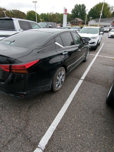 2022 Nissan Altima 2.5 S photo 2