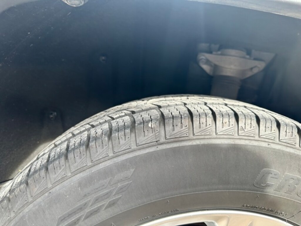 Used 2021 Toyota RAV4 XLE SUV