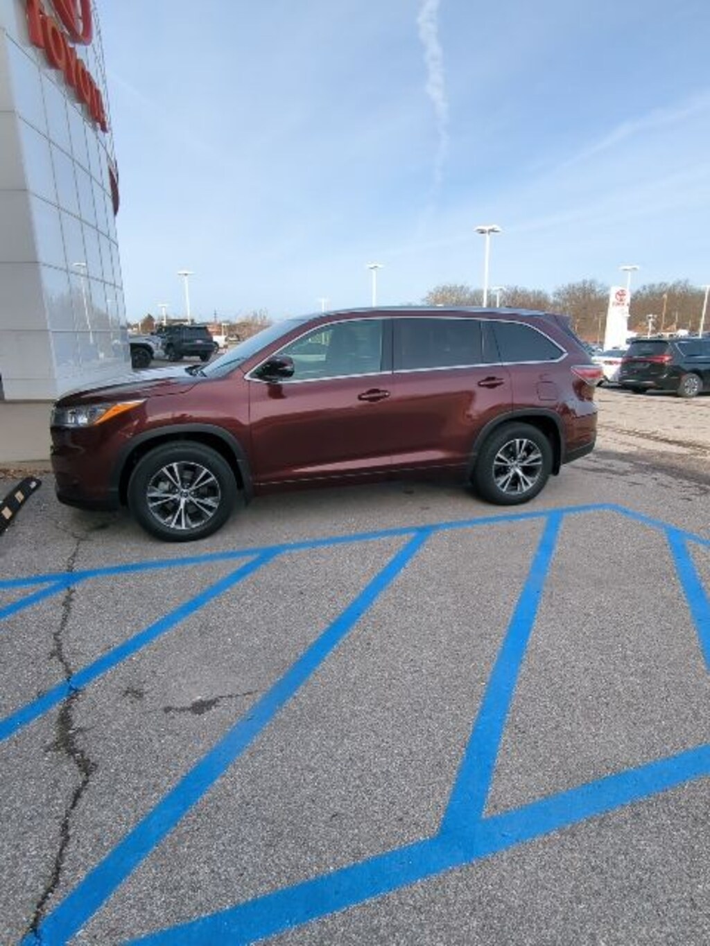 Used 2016 Toyota Highlander XLE V6 SUV