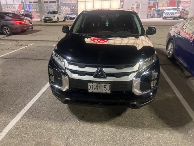 2020 Mitsubishi Outlander Sport ES photo 2