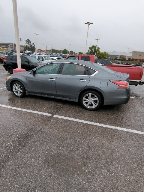 2015 Nissan Altima 2.5 SL photo 2