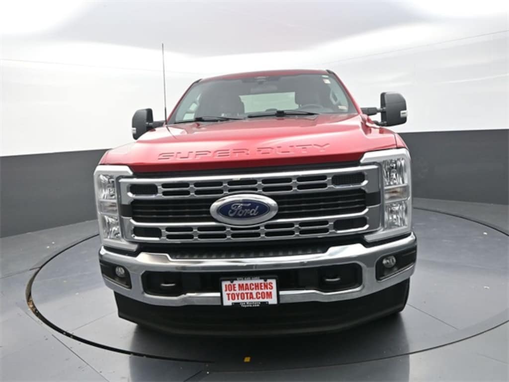 Used 2024 Ford F-250SD XLT Truck