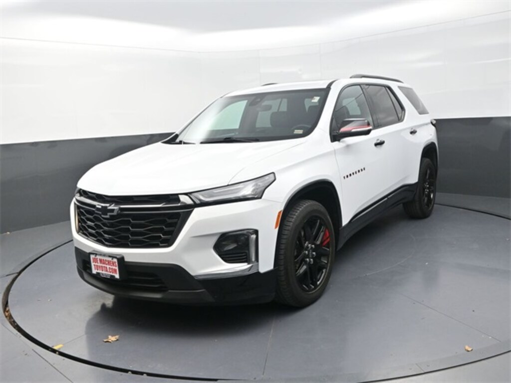 Used 2022 Chevrolet Traverse Premier SUV
