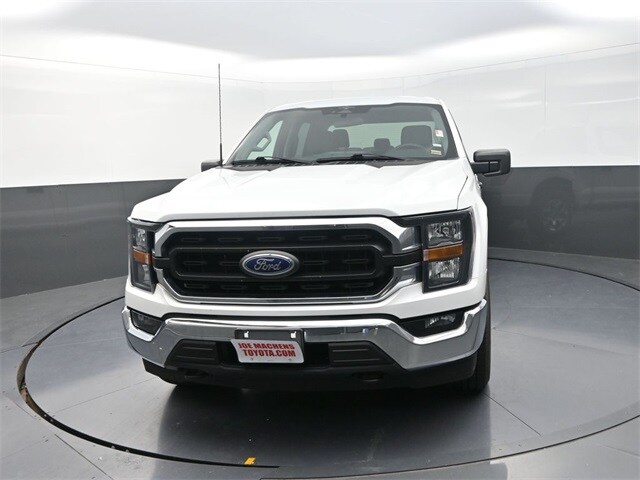 2023 Ford F-150 XLT photo 2