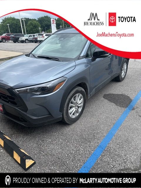 2026 Toyota Corolla Cross LE AWD's photo