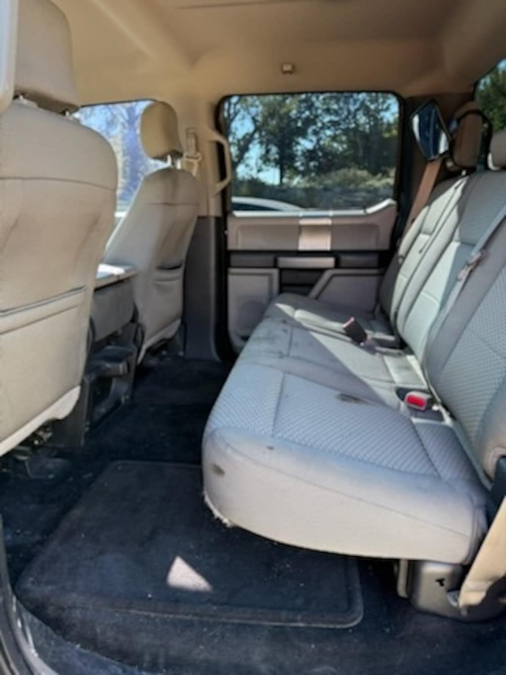 Used 2015 Ford F-150 XLT Truck