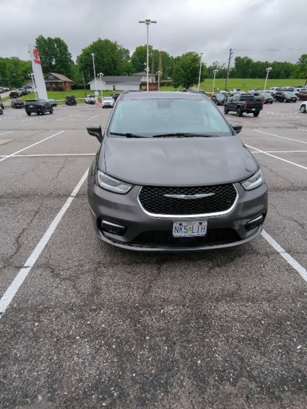 Used 2022 Chrysler Pacifica Touring L Minivan/Van