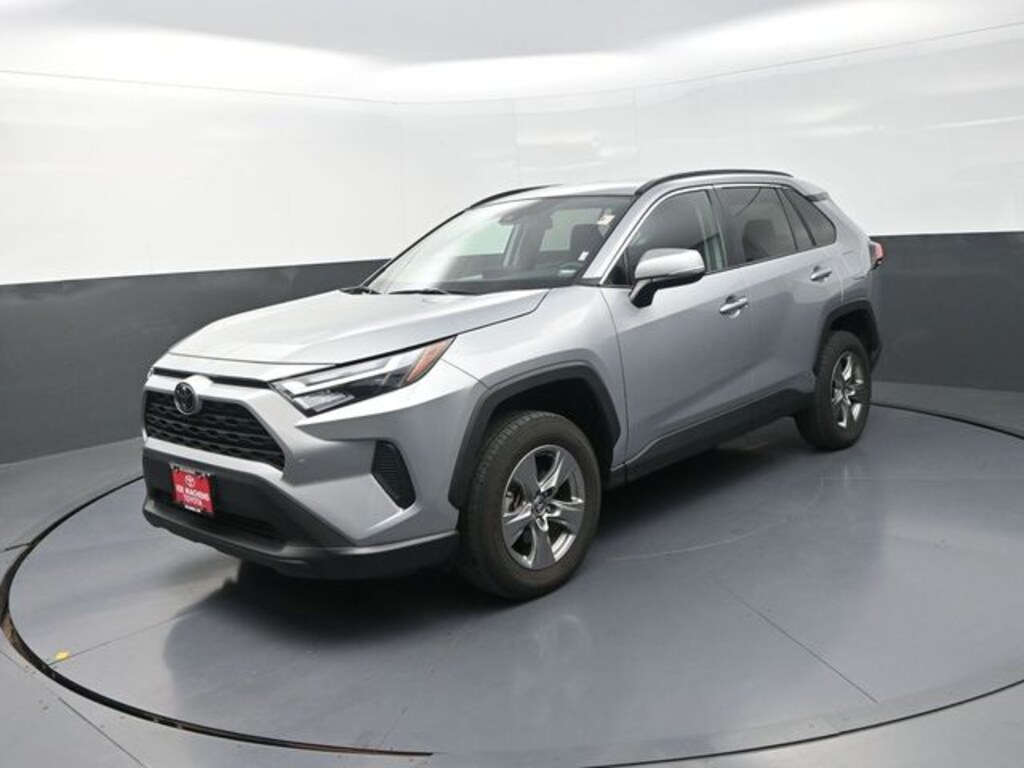 Used 2025 Toyota RAV4 XLE SUV