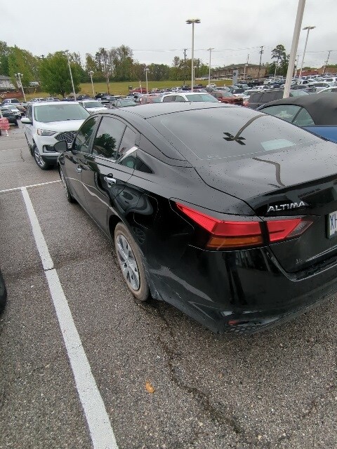 2022 Nissan Altima 2.5 S photo 3