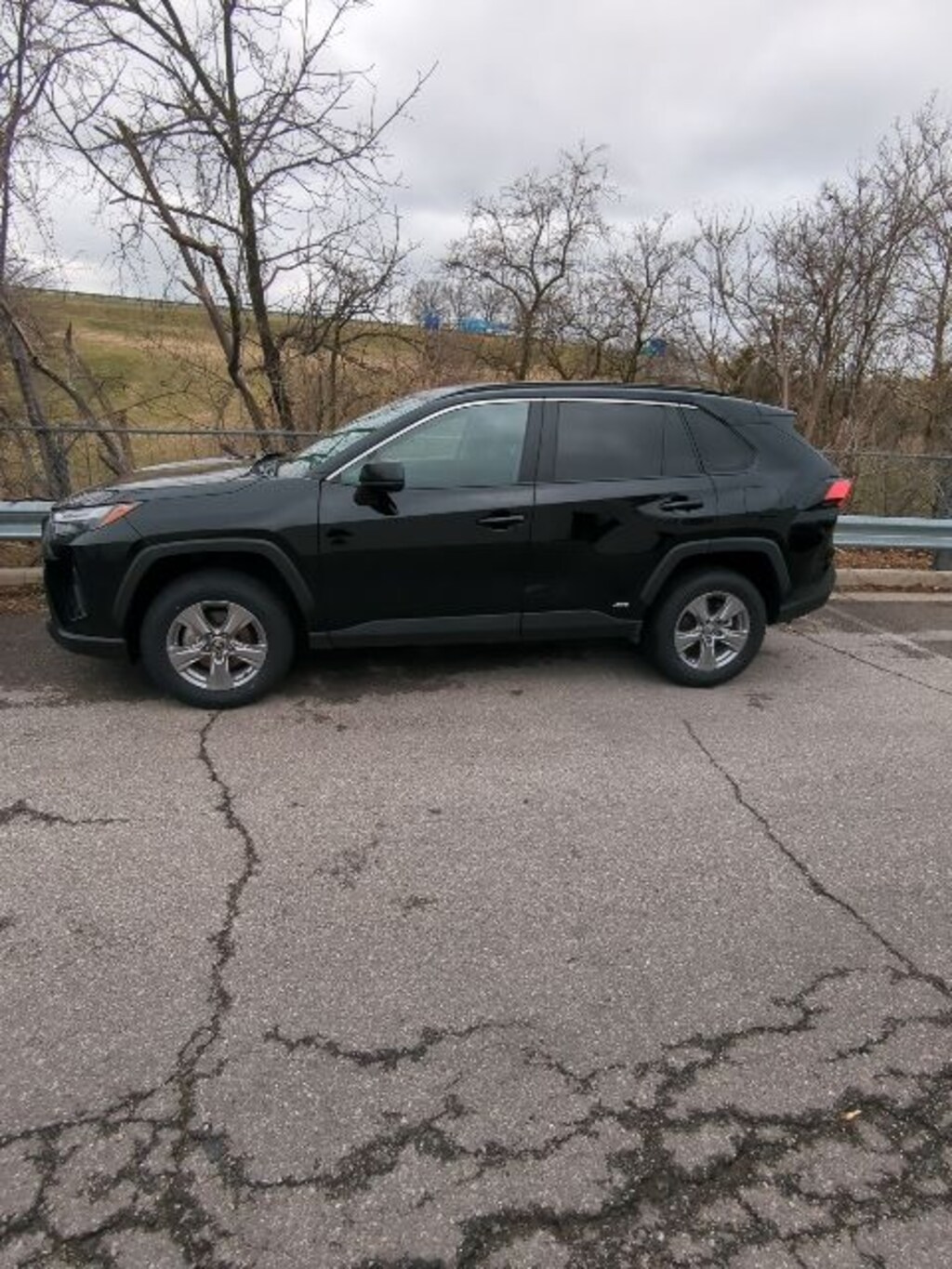 Used 2025 Toyota RAV4 Hybrid LE SUV