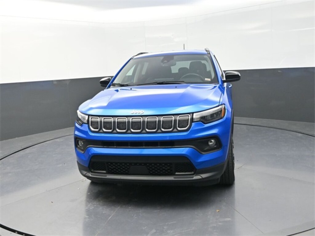 Used 2022 Jeep Compass Latitude Lux SUV