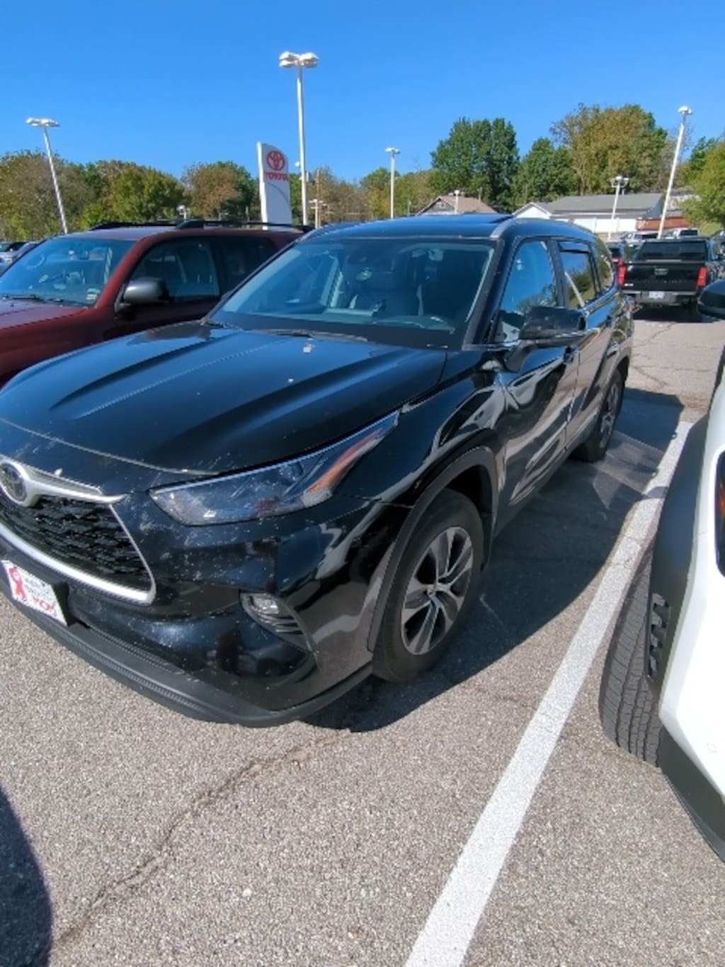 Used 2023 Toyota Highlander XLE SUV