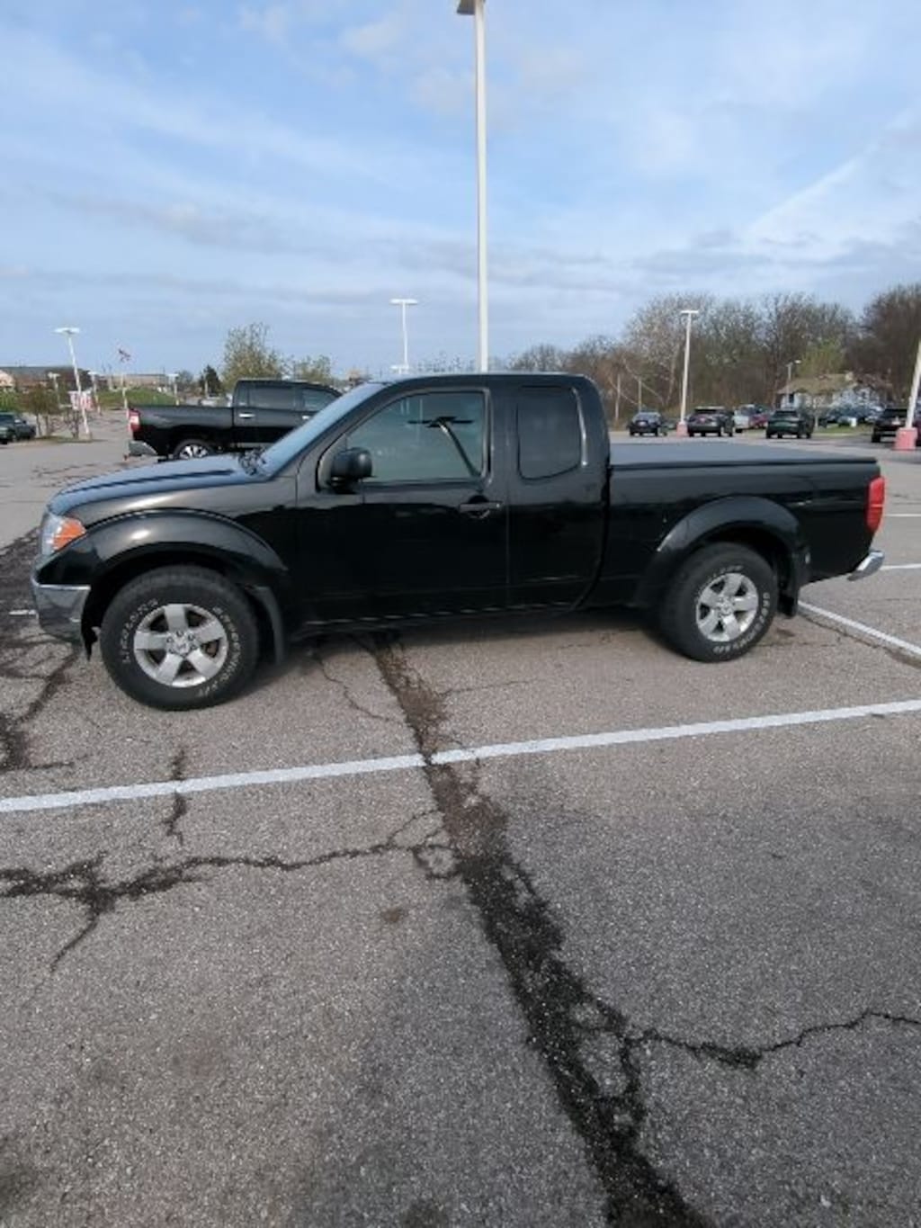 Used 2011 Nissan Frontier SV Truck