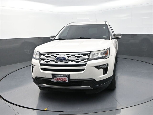 2019 Ford Explorer XLT photo 2