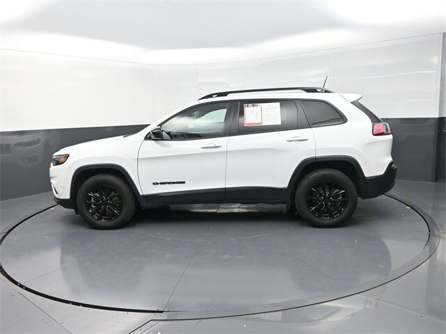 2023 Jeep Cherokee Altitude photo 4