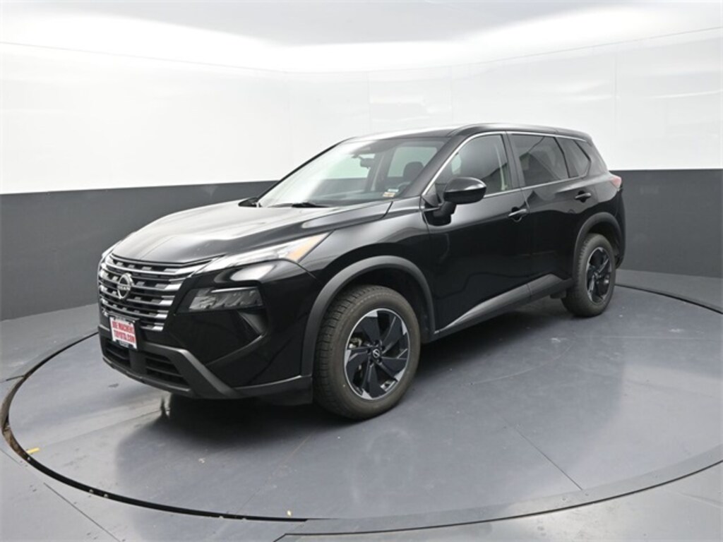 Used 2024 Nissan Rogue SV SUV