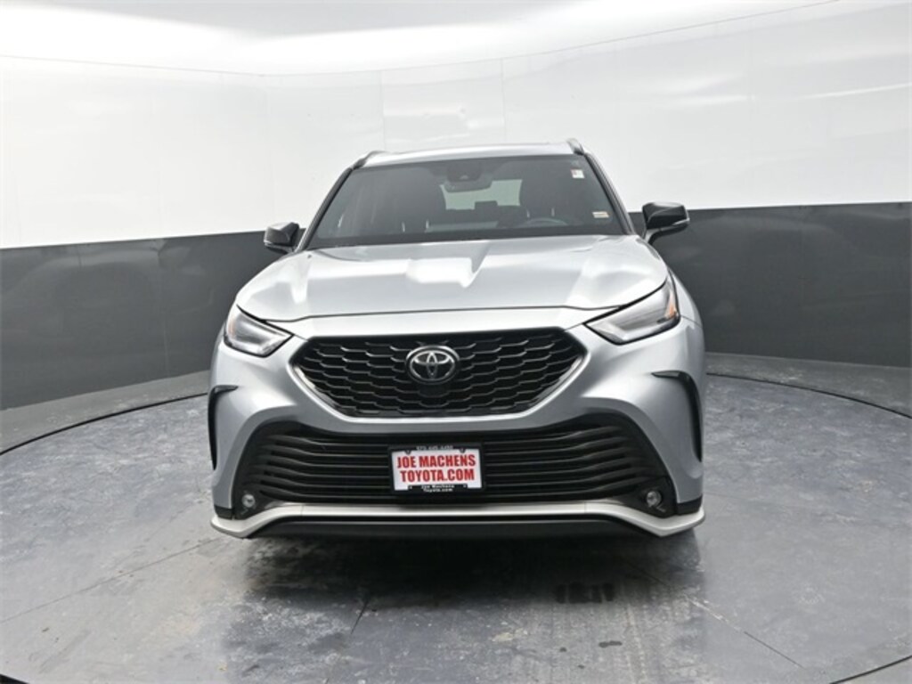 Used 2024 Toyota Highlander XSE SUV