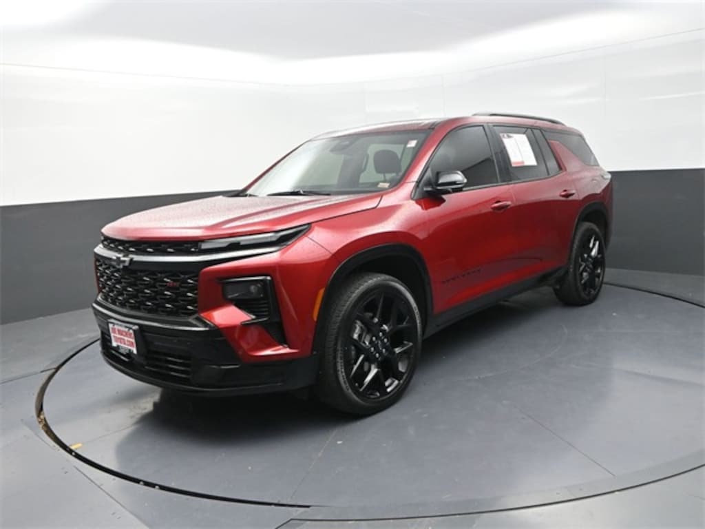 Used 2024 Chevrolet Traverse RS SUV
