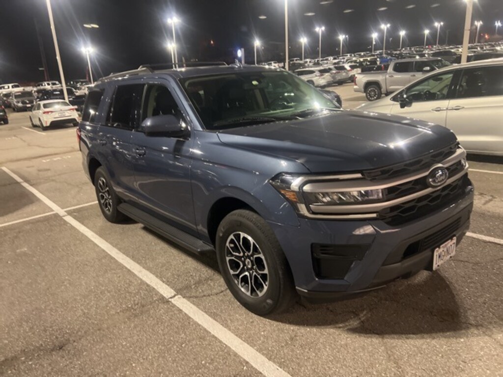 Used 2022 Ford Expedition XLT SUV