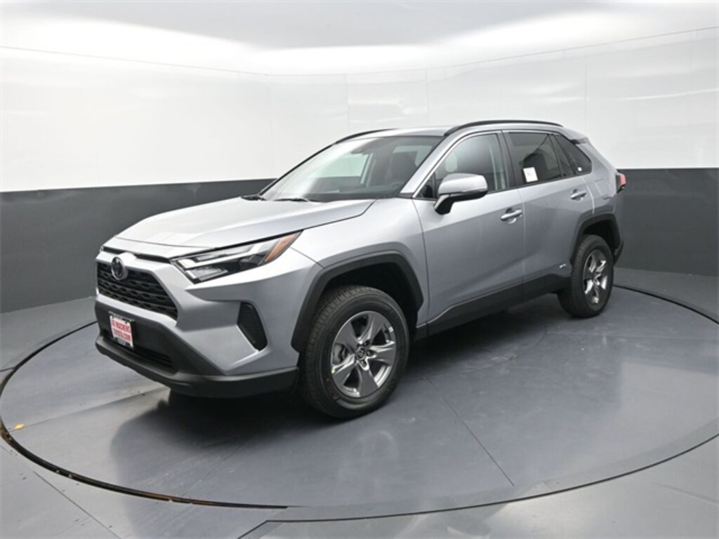Used 2025 Toyota RAV4 Hybrid XLE SUV