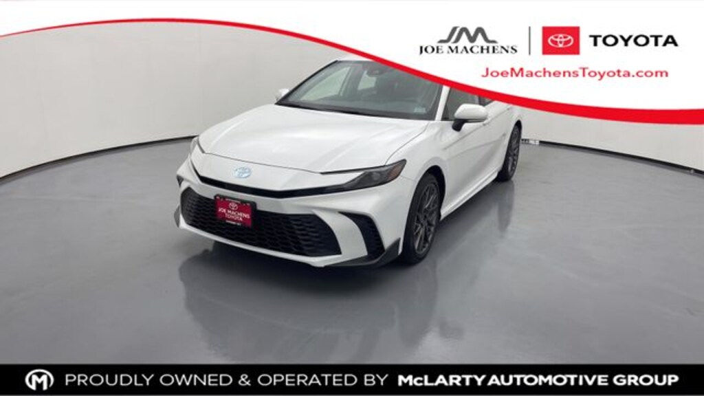 Used 2026 Toyota Camry SE Sedan