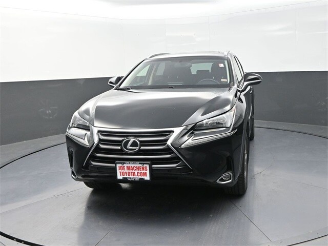 2015 Lexus NX 200t Luxury photo 2