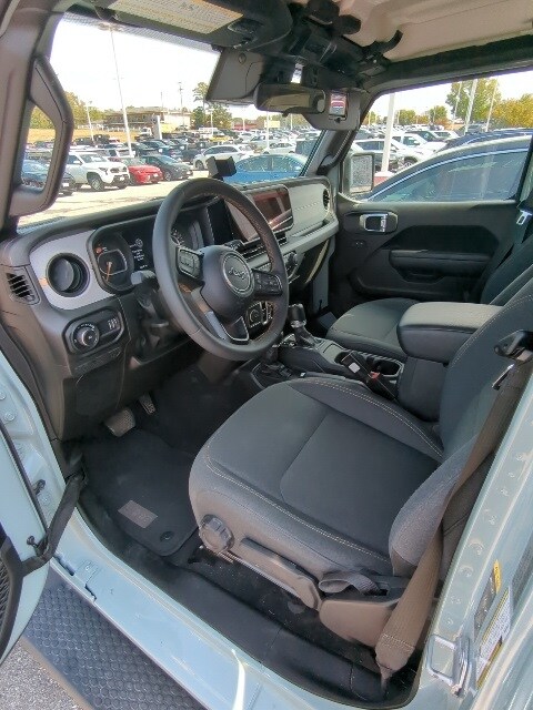 2024 Jeep Wrangler Sport S photo 3